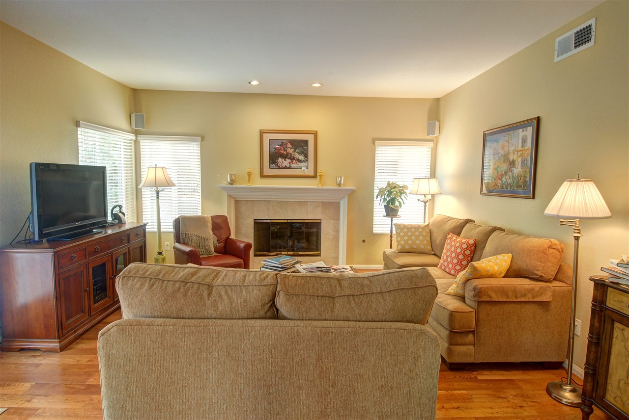 1816 Orchard Wood Road Encinitas, CA 92024 - Photo 8 of 25