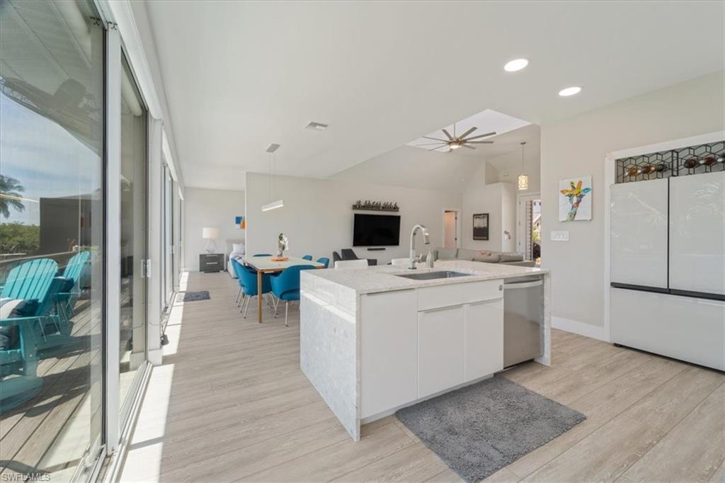 1282 Venetian Way Naples, FL 34110 - Photo 17 of 50