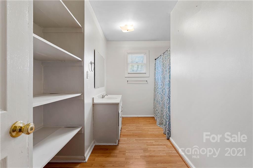 7214 Tuckaseegee Road Charlotte, NC 28214 - Photo 17 of 36 Gallery Image 17