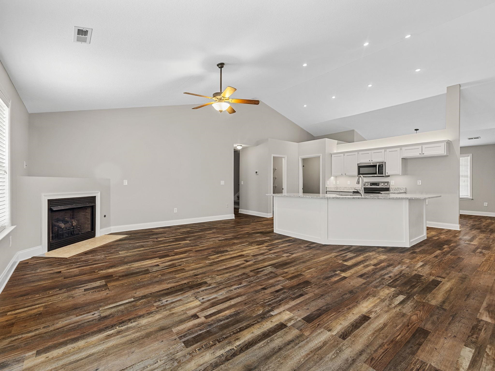 319 Kelly Farm Road Moore, SC 29369 - Photo 13 of 45