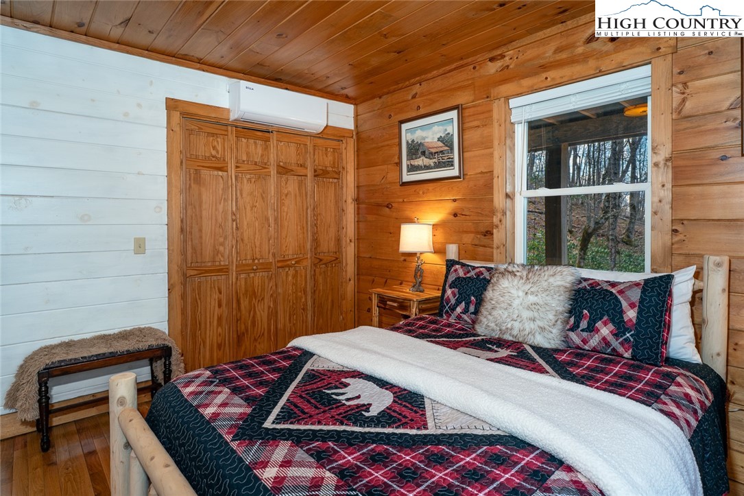 214 Sugar Bear Ridge Lane Banner Elk, NC 28604 - Photo 28 of 46