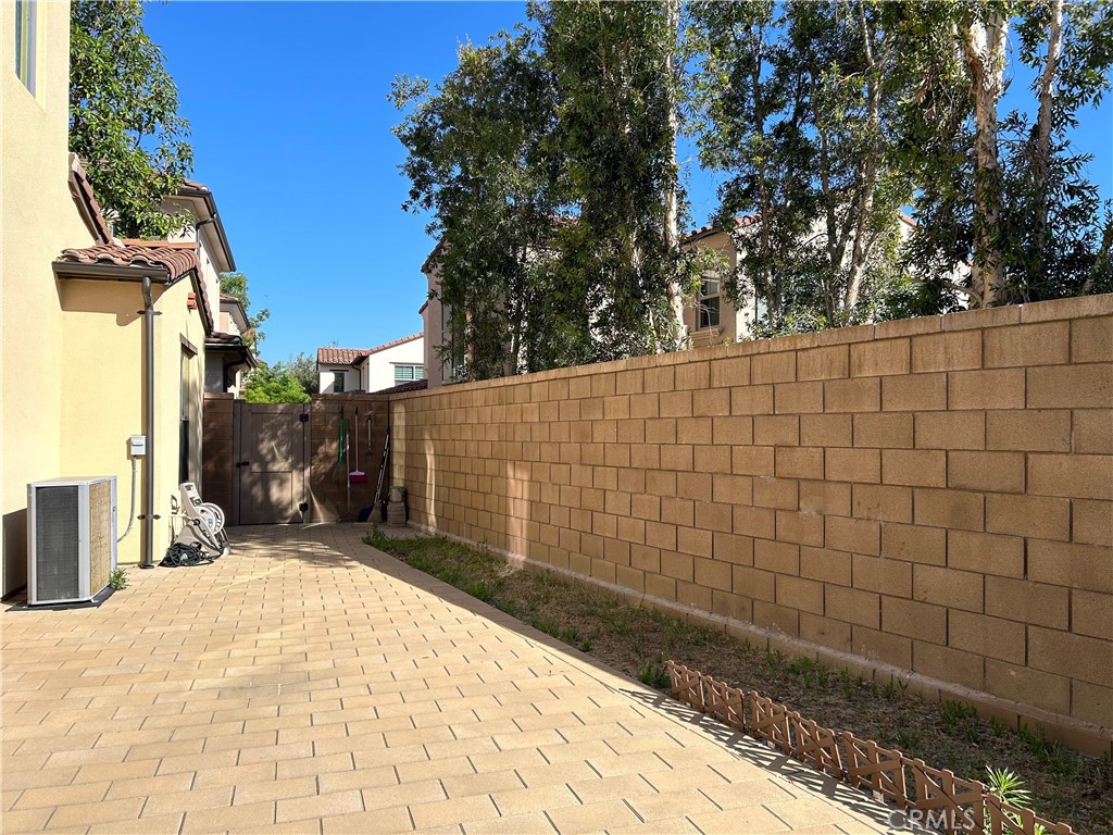 86 Meander Irvine, CA 92620 - Photo 33 of 33
