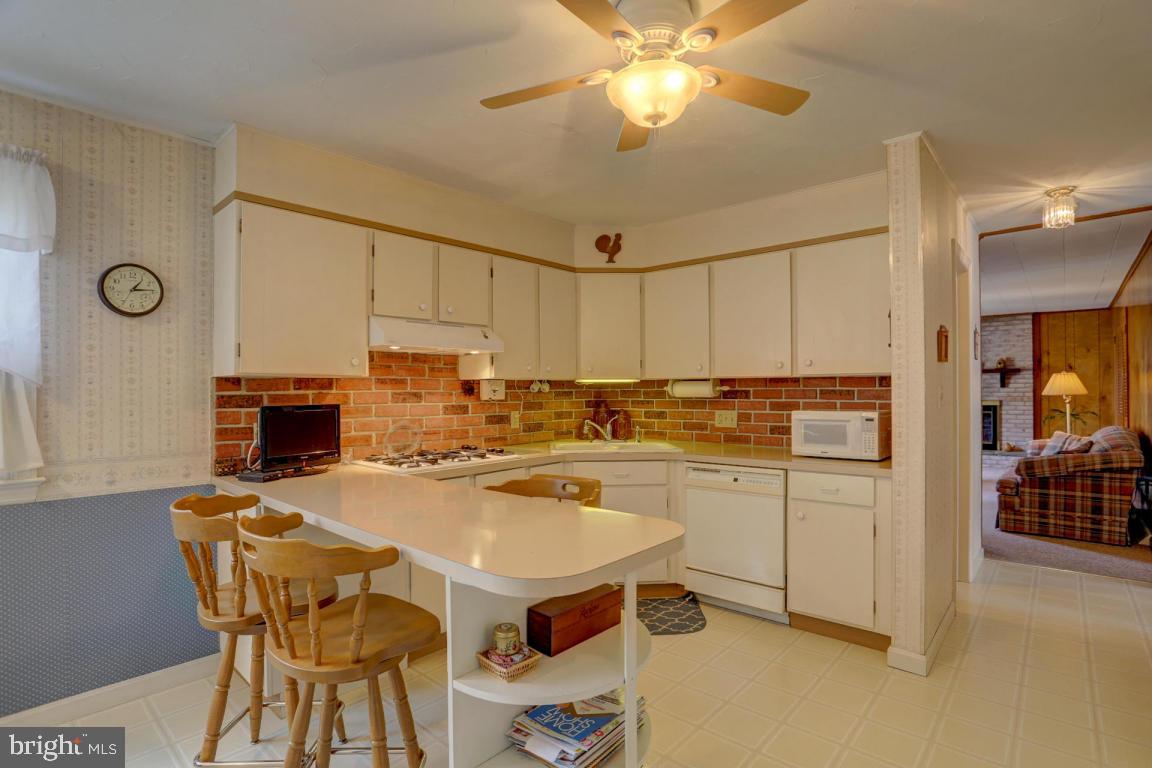 1024 Tracy Road Lancaster, PA 17601 - Photo 16 of 27