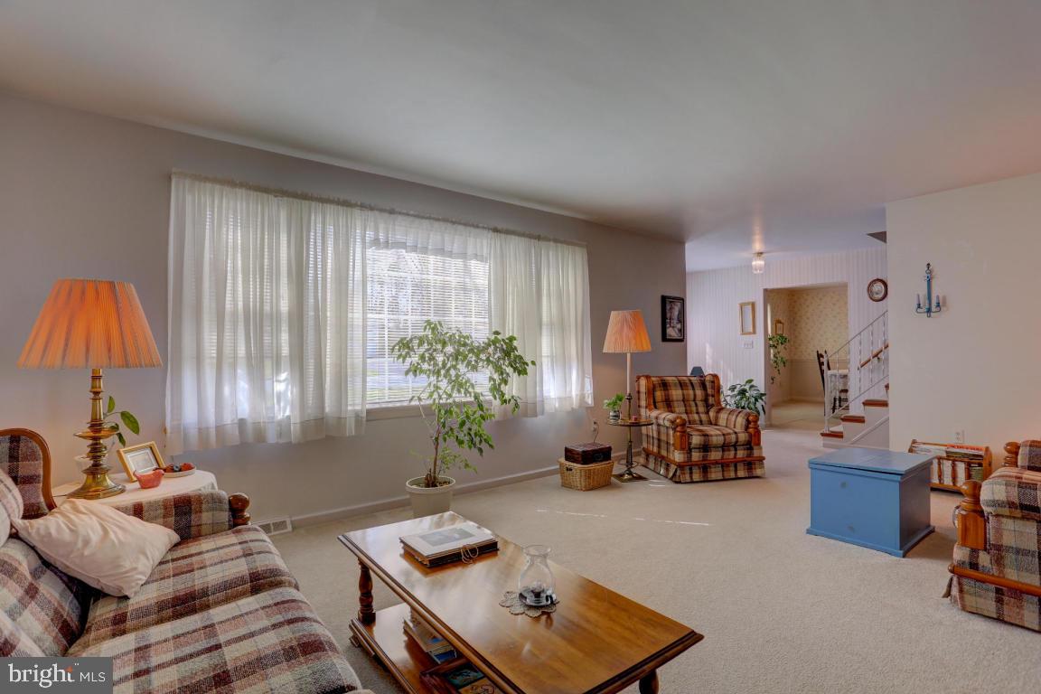 1024 Tracy Road Lancaster, PA 17601 - Photo 8 of 27