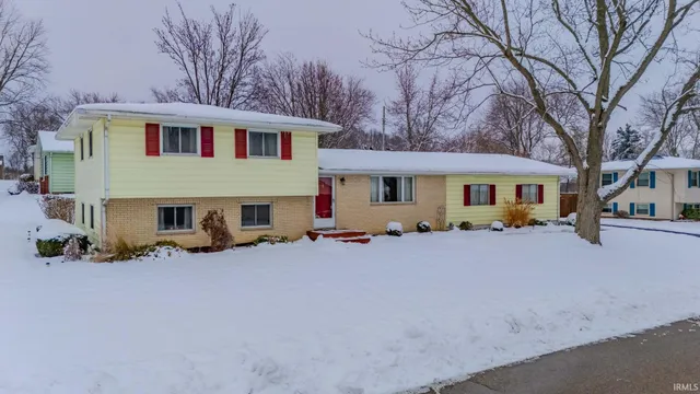 $269,900 | 945 Sunset Drive, Wabash, IN 46992