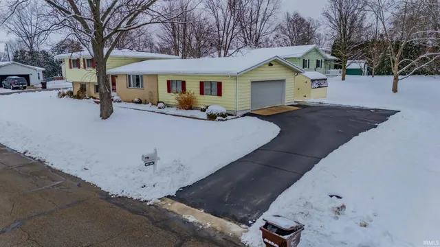 $269,900 | 945 Sunset Drive, Wabash, IN 46992