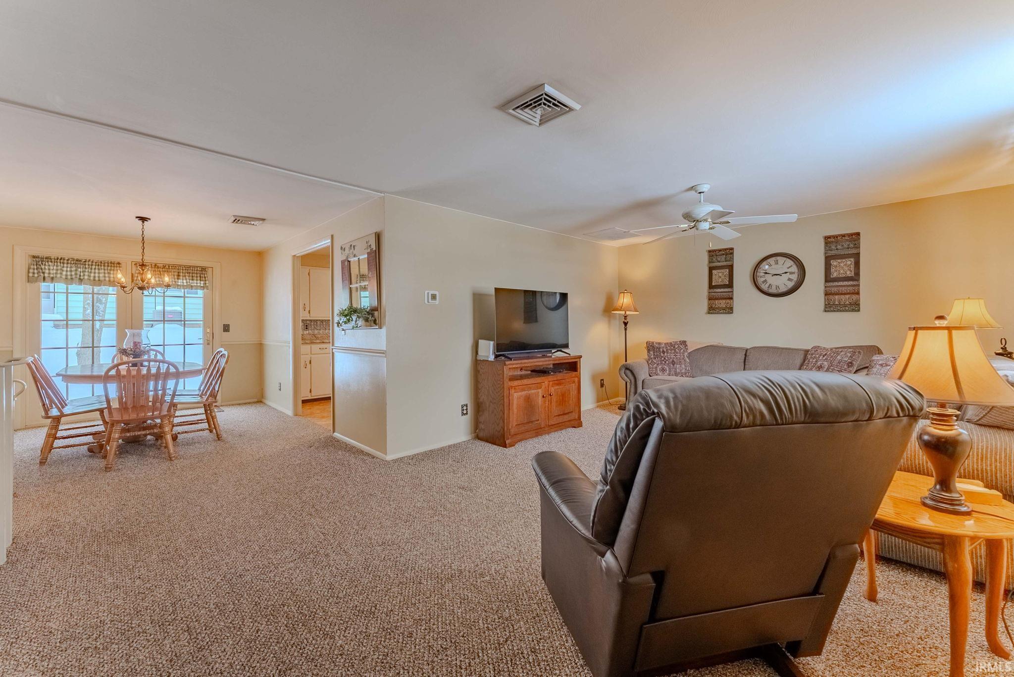 945 Sunset Drive Wabash, IN 46992 - Photo 6 of 36