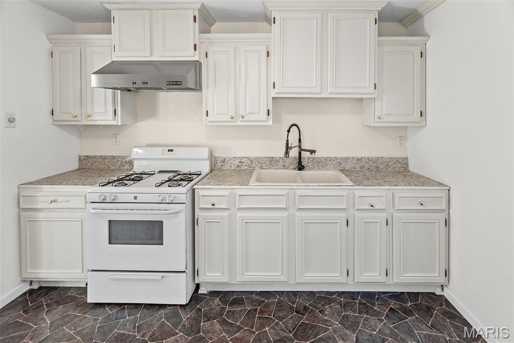 1101 St Patrick Boulevard Cahokia, IL 62206 - Photo 11 of 38