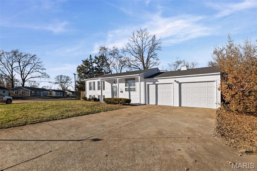 1101 St Patrick Boulevard Cahokia, IL 62206 - Photo 4 of 38