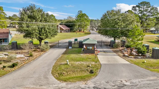 $32,000 | 54 Lakecrest Lane, Huntsville, TX 77340