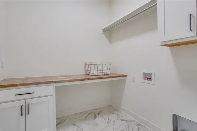 $669,900 | 1608 North Lakeside Drive, Andover, KS 67002