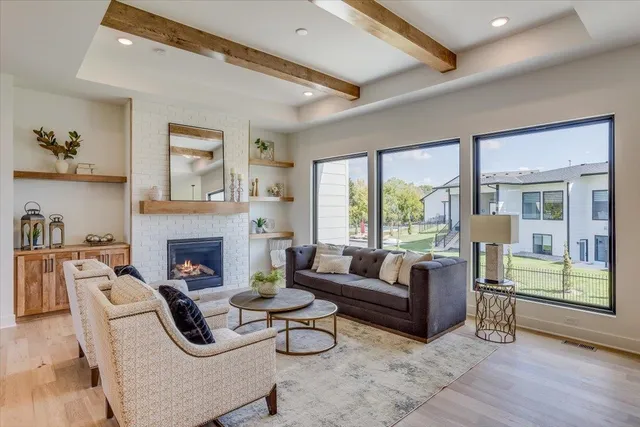 $669,900 | 1608 North Lakeside Drive, Andover, KS 67002