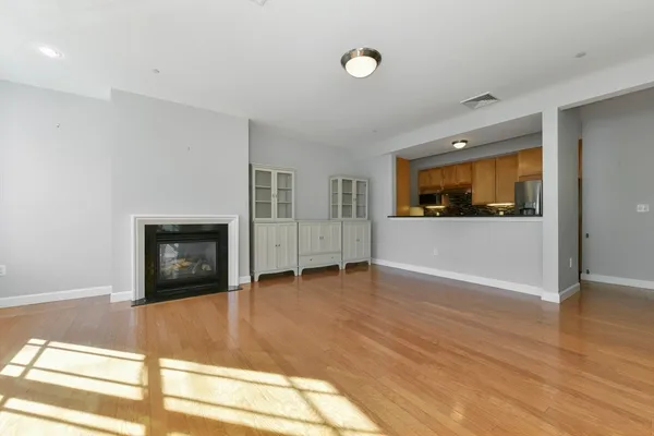 $4,500 | 185 High Street, Unit 103, Brookline, MA 02445