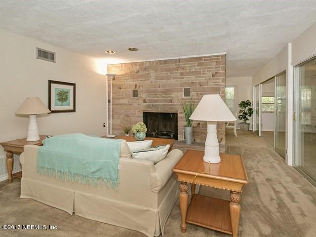 5217 Santa Rosa Way Jacksonville, FL 32211 - Photo 5 of 28 003_Living Room