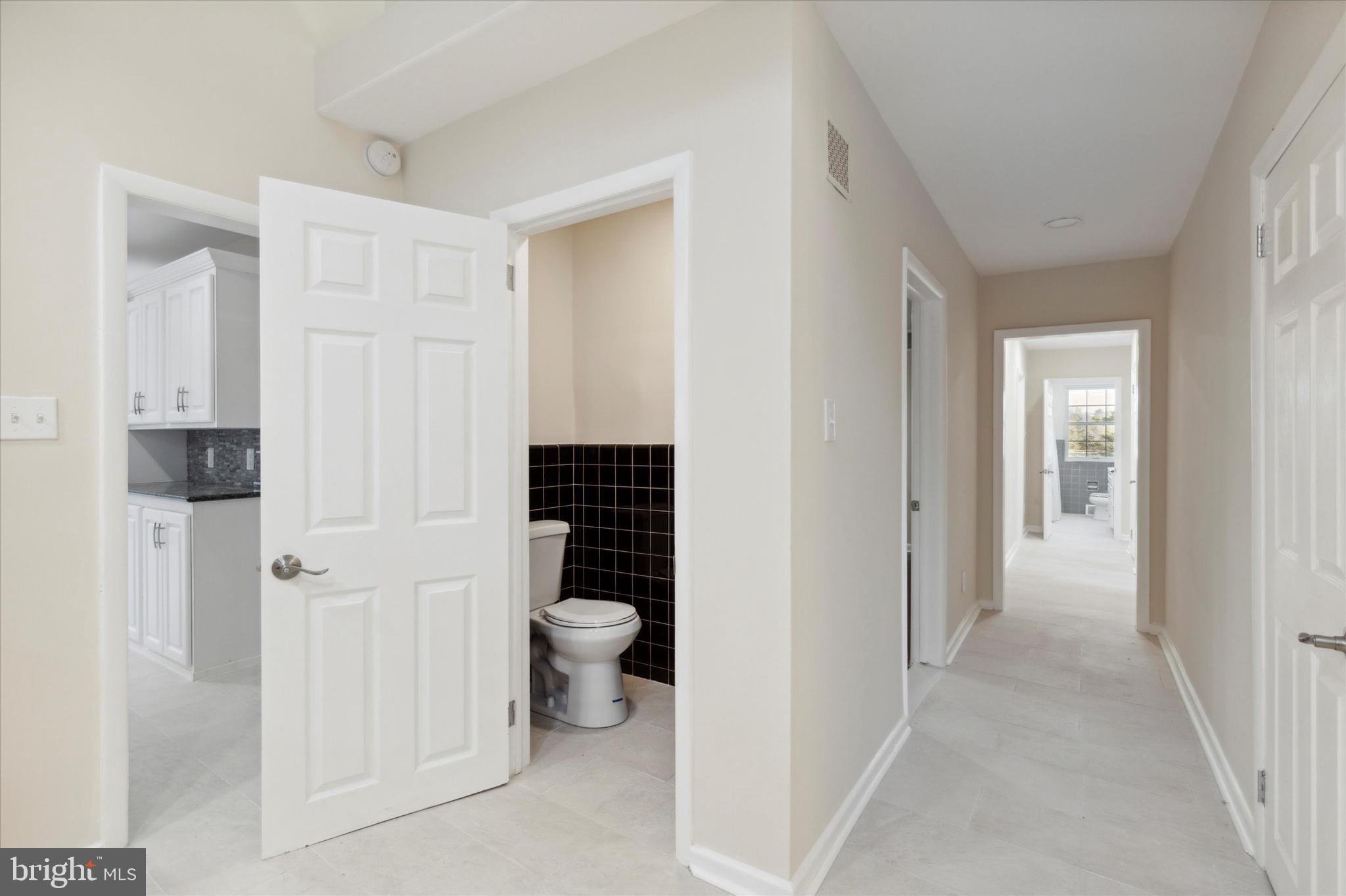 1458 Pepper Road Jenkintown, PA 19046 - Photo 13 of 41 1st floor Powder Room