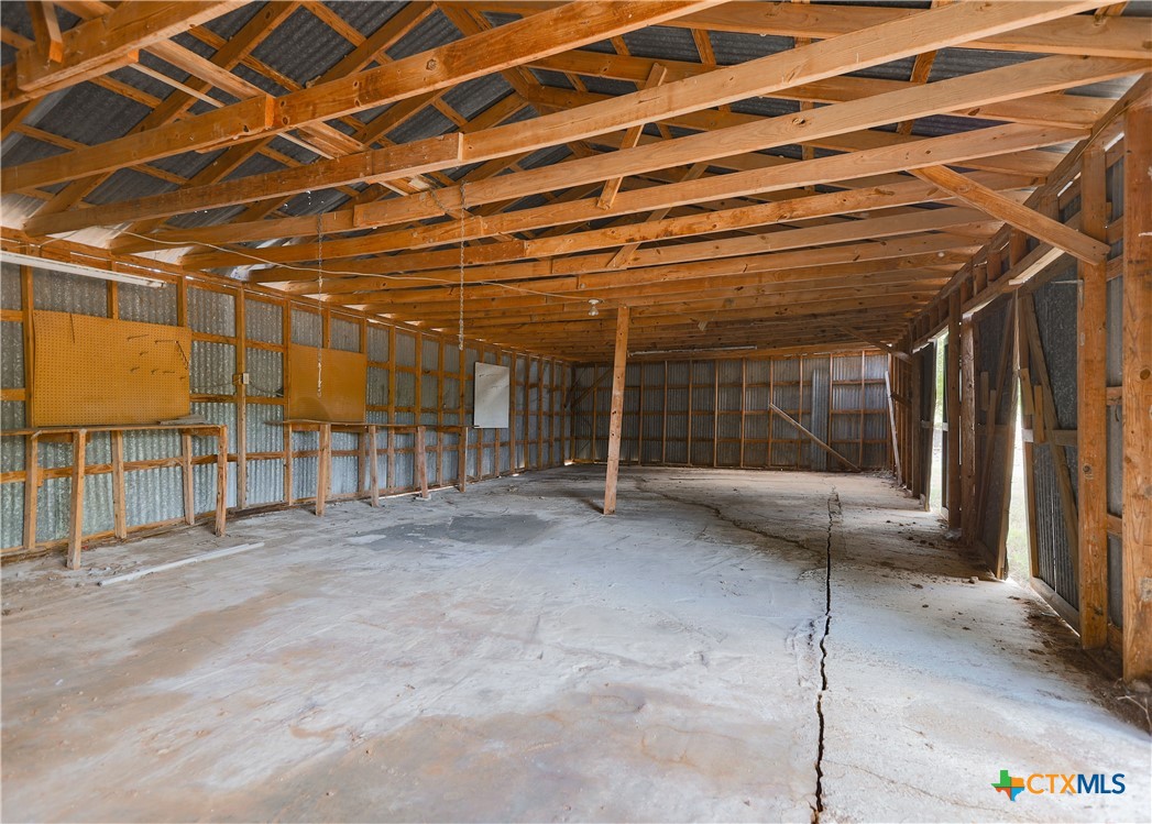3041 Fm 671 Luling, TX 78648 - Photo 11 of 17