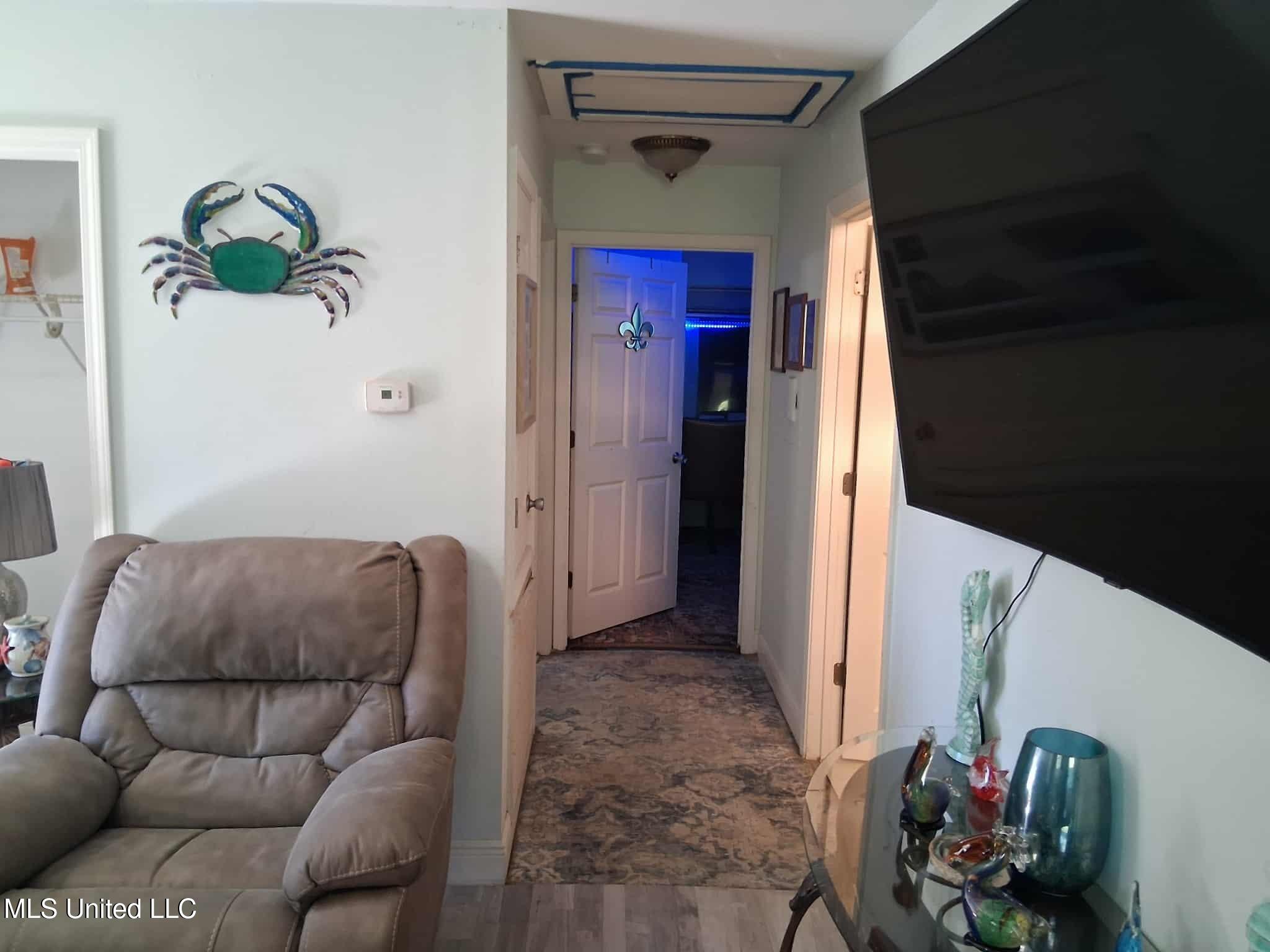 9035 Pine Drive Bay St. Louis, MS 39520 - Photo 11 of 47 0a68b094-806b-4184-8cb2-f3b34c1d41cf