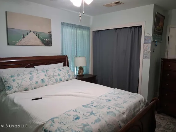 $400,000 | 9035 Pine Drive, Bay St. Louis, MS 39520