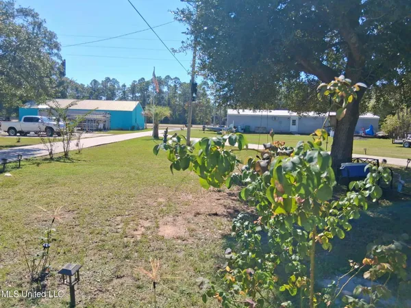 $400,000 | 9035 Pine Drive, Bay St. Louis, MS 39520