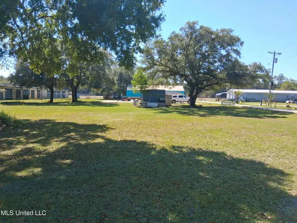 $400,000 | 9035 Pine Drive, Bay St. Louis, MS 39520