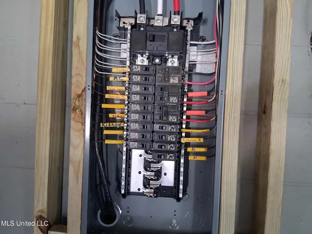 $400,000 | 9035 Pine Drive, Bay St. Louis, MS 39520