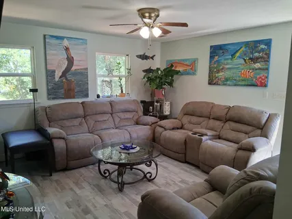 $400,000 | 9035 Pine Drive, Bay St. Louis, MS 39520