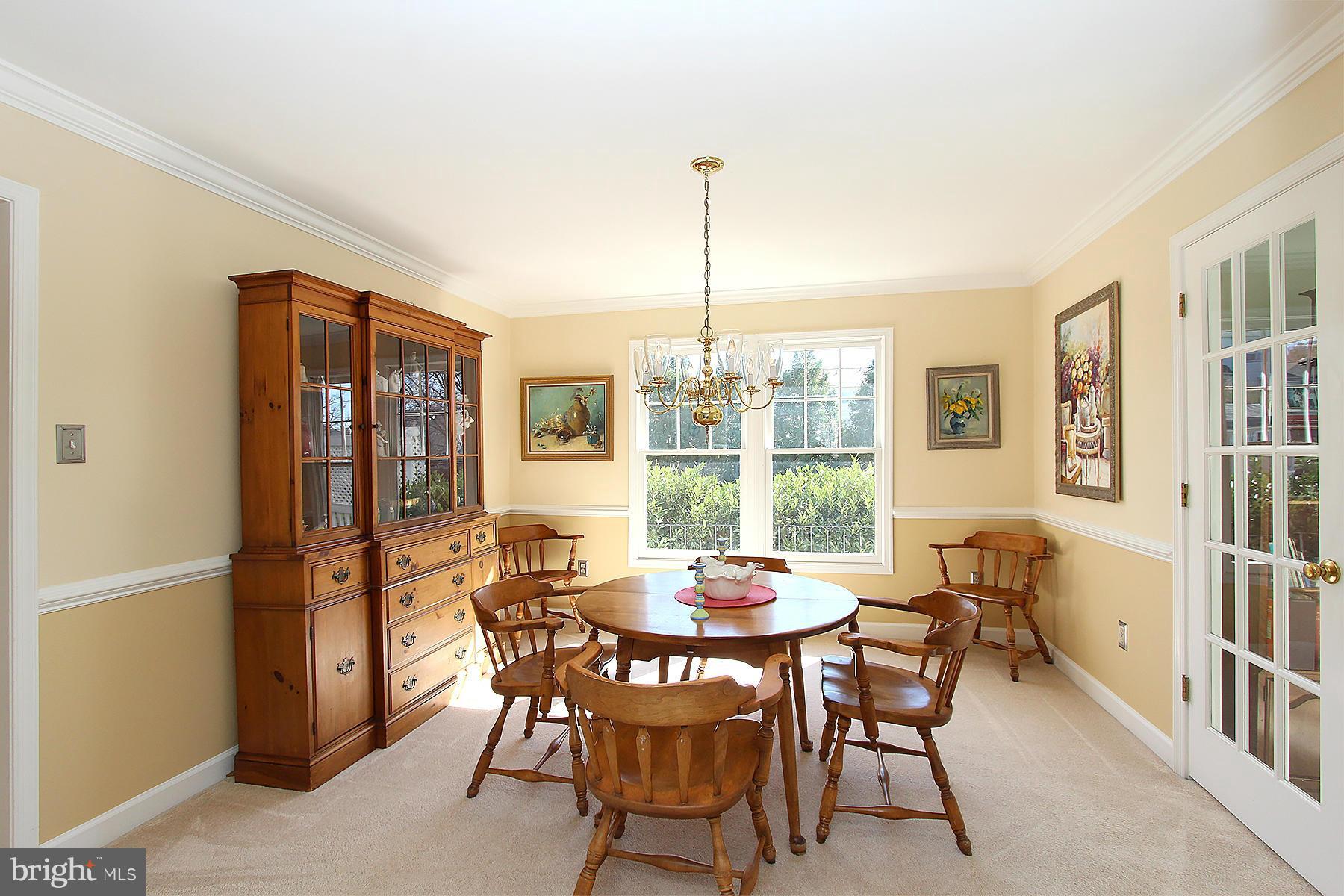 14551 Cutstone Way Silver Spring, MD 20905 - Photo 8 of 30 Dining Room