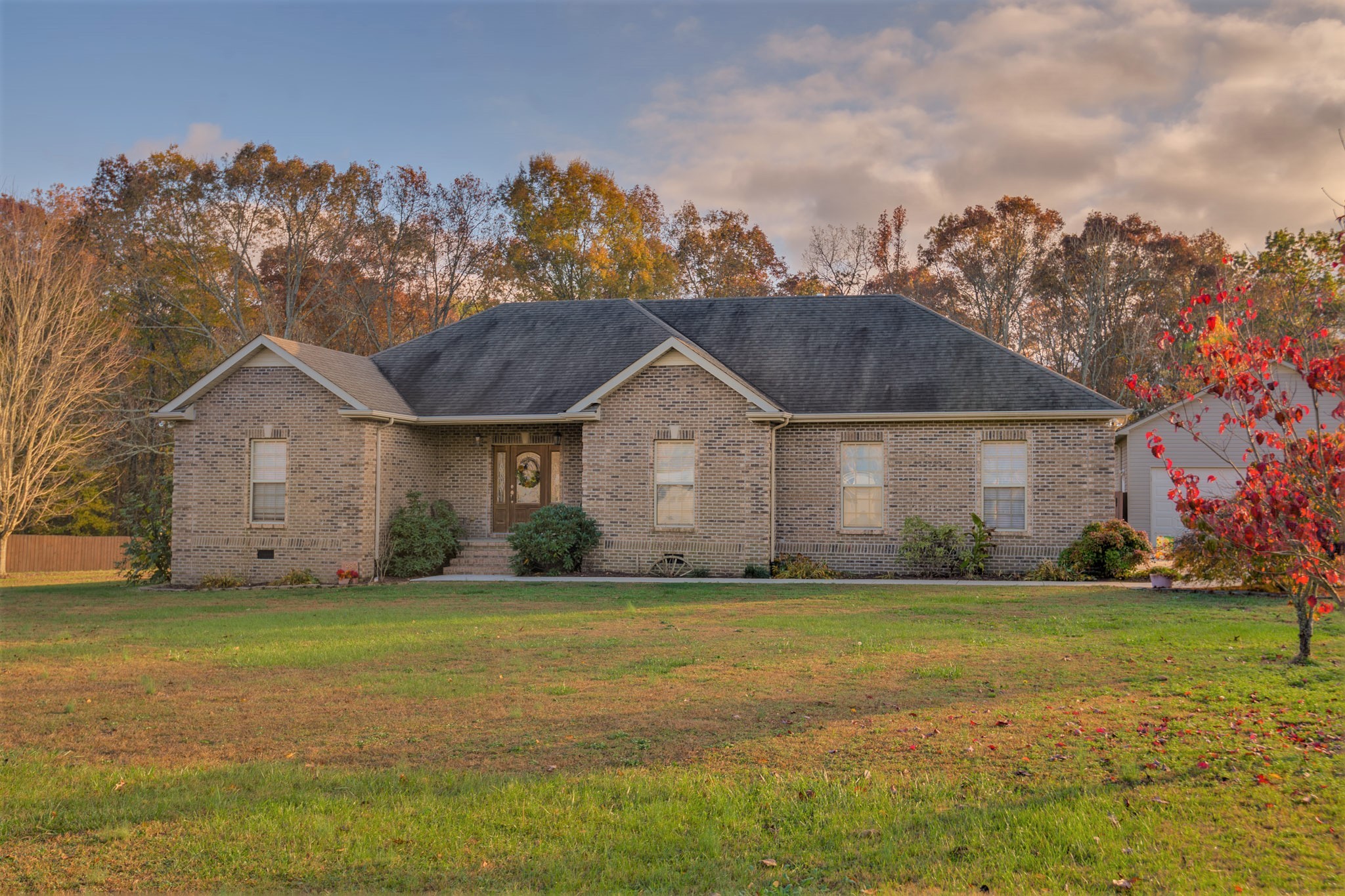 1989 Cook Road Tullahoma, TN 37388 - Photo 1 of 48 Gallery Image 1