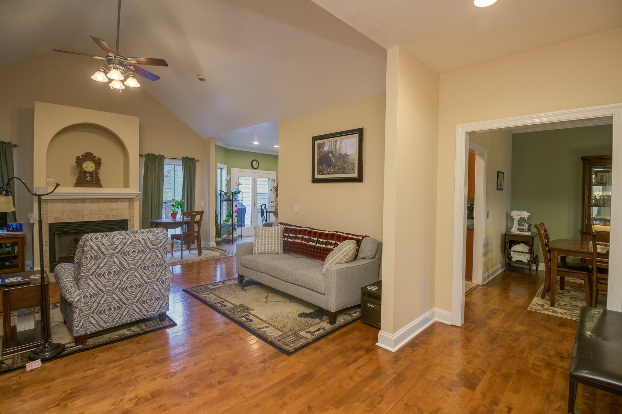 1989 Cook Road Tullahoma, TN 37388 - Photo 4 of 48 Gallery Image 4