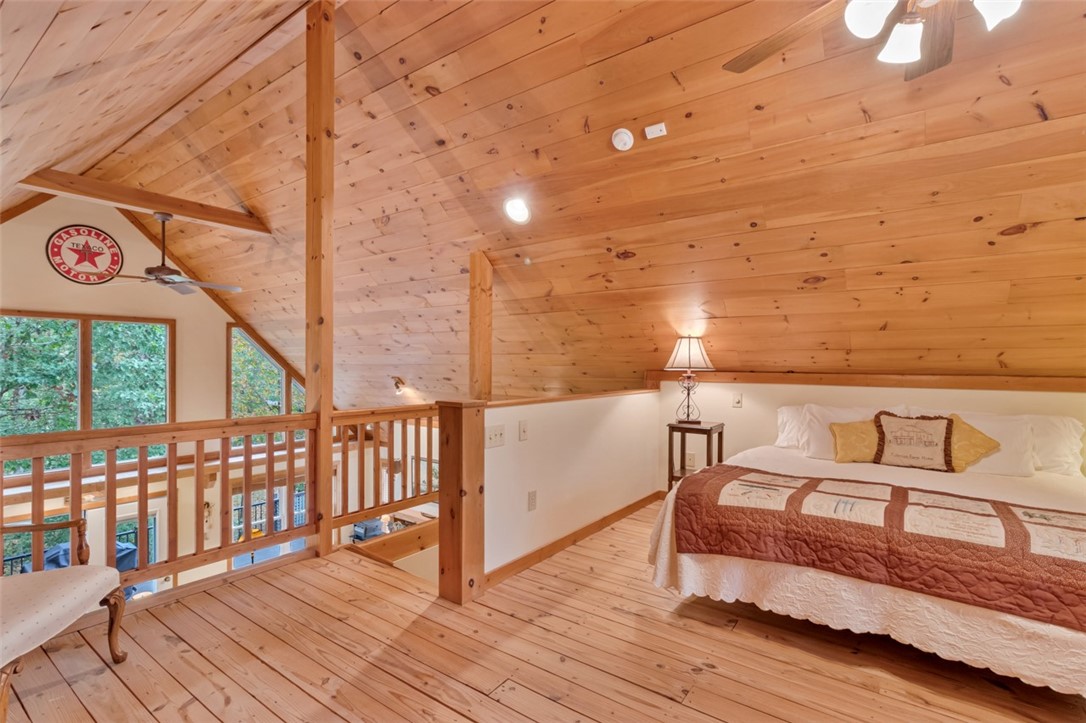 107 Carolina Cove Road Seneca, SC 29672 - Photo 14 of 30 Gallery Image 14