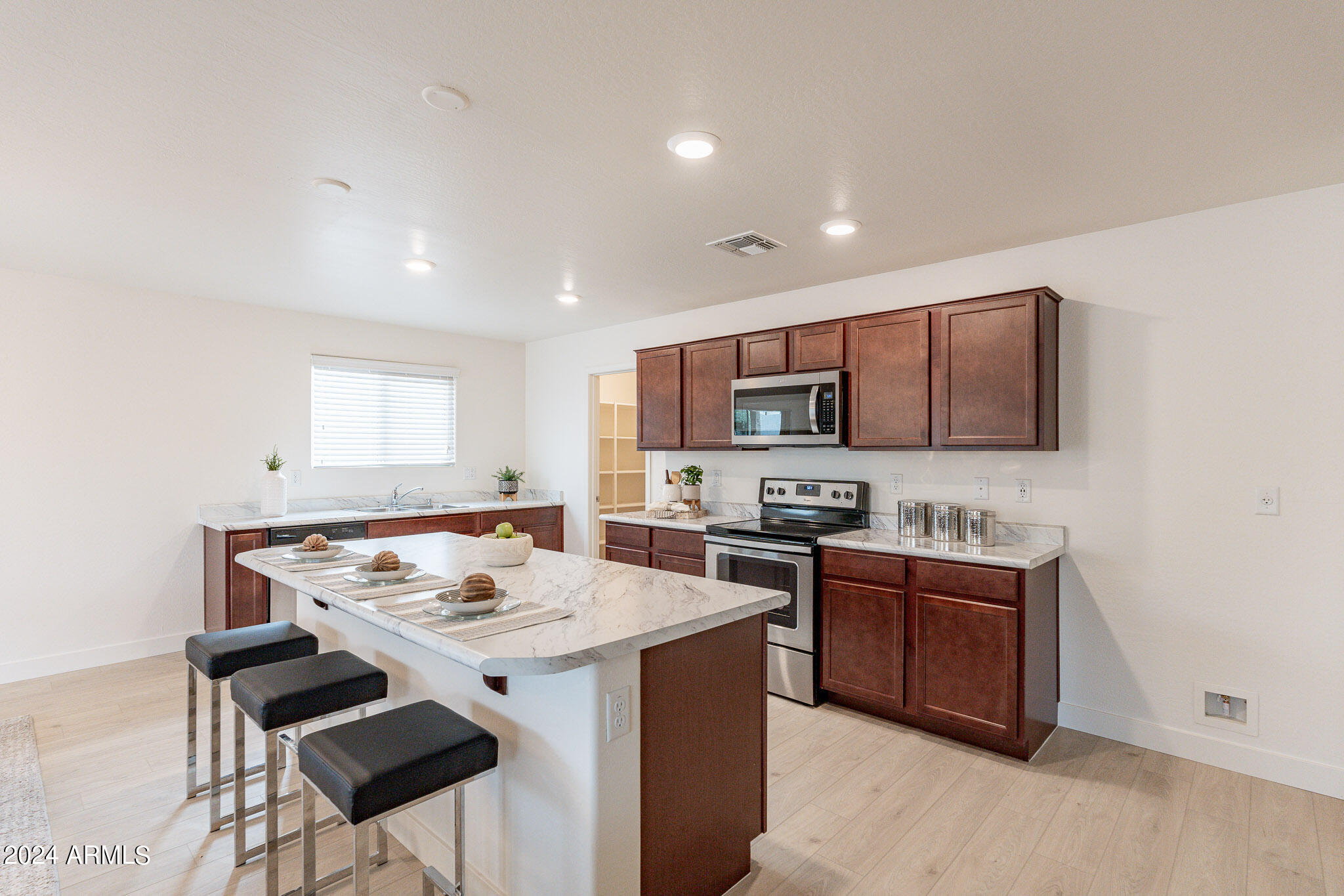 1753 Grenadine Road Phoenix, AZ 85040 - Photo 4 of 40 kitchen 2