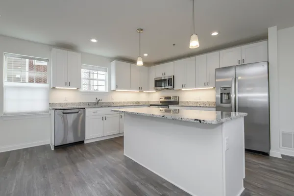 $2,350 | 205 Fox Street, Mukwonago, WI 53149