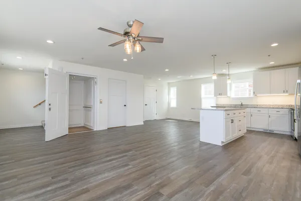 $2,350 | 205 Fox Street, Mukwonago, WI 53149