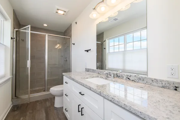 $2,350 | 205 Fox Street, Mukwonago, WI 53149