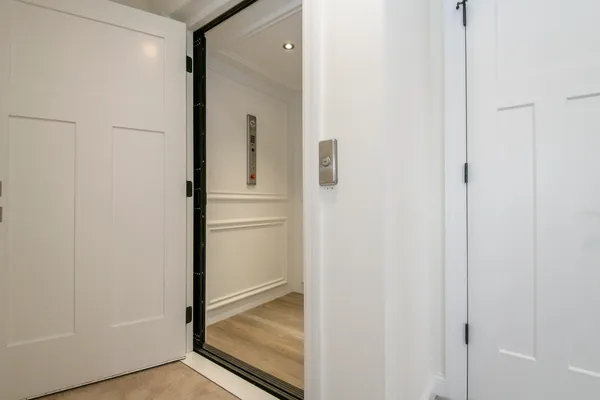 $2,350 | 205 Fox Street, Mukwonago, WI 53149