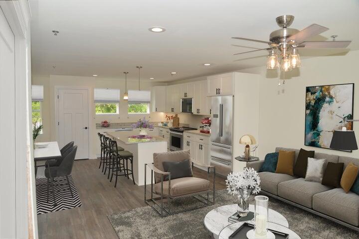 205 Fox Street Mukwonago, WI 53149 - Photo 4 of 51 Living Area