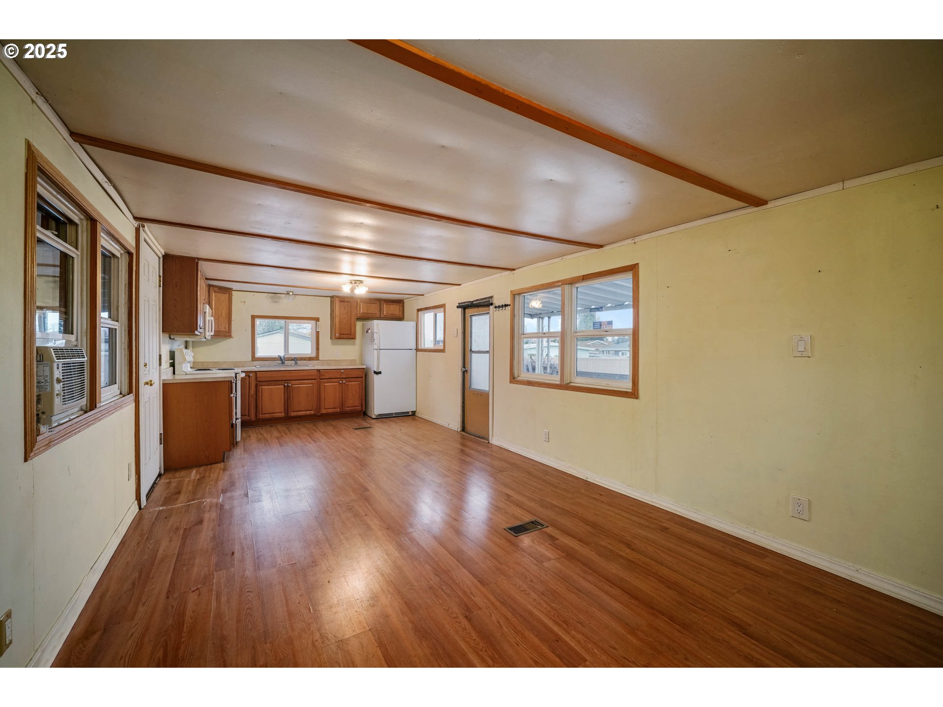 620 Southeast 2nd Avenue, Unit 44 Canby, OR 97013 - Photo 3 of 18