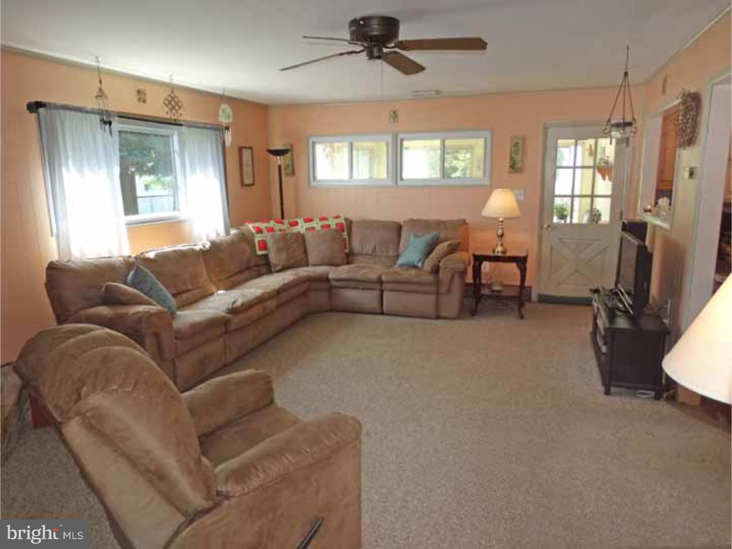 60 Candle Road Levittown, PA 19057 - Photo 11 of 25