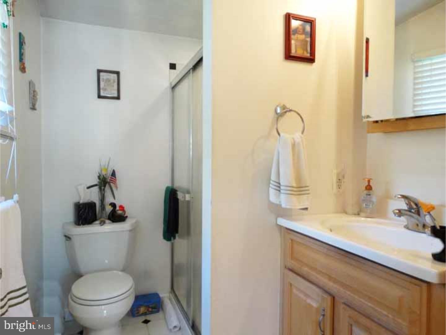 60 Candle Road Levittown, PA 19057 - Photo 14 of 25