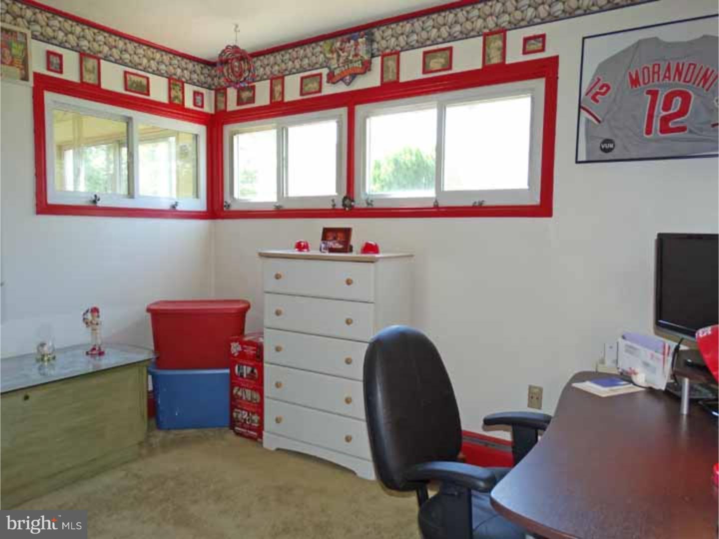 60 Candle Road Levittown, PA 19057 - Photo 15 of 25