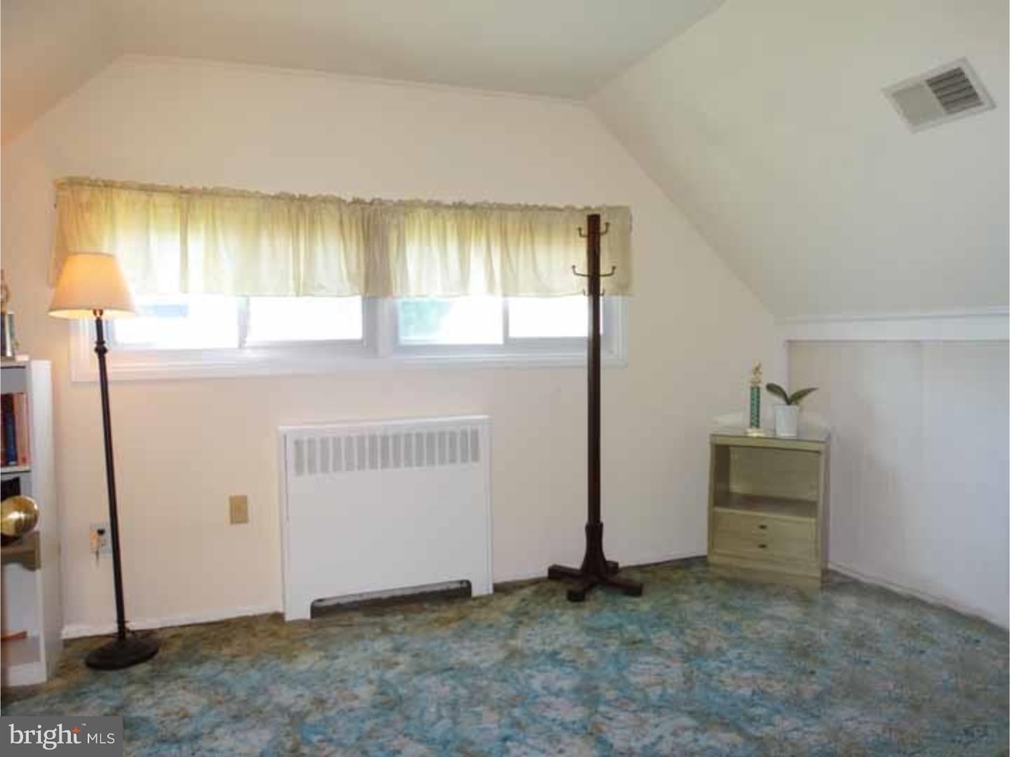 60 Candle Road Levittown, PA 19057 - Photo 19 of 25