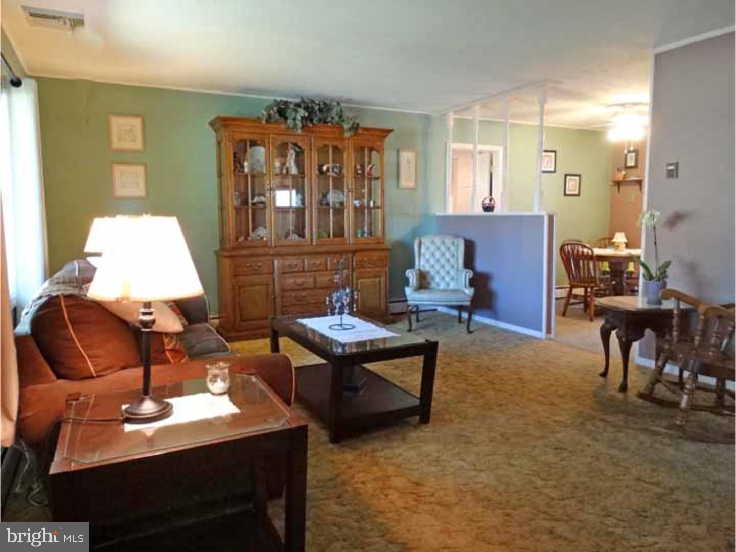 60 Candle Road Levittown, PA 19057 - Photo 4 of 25