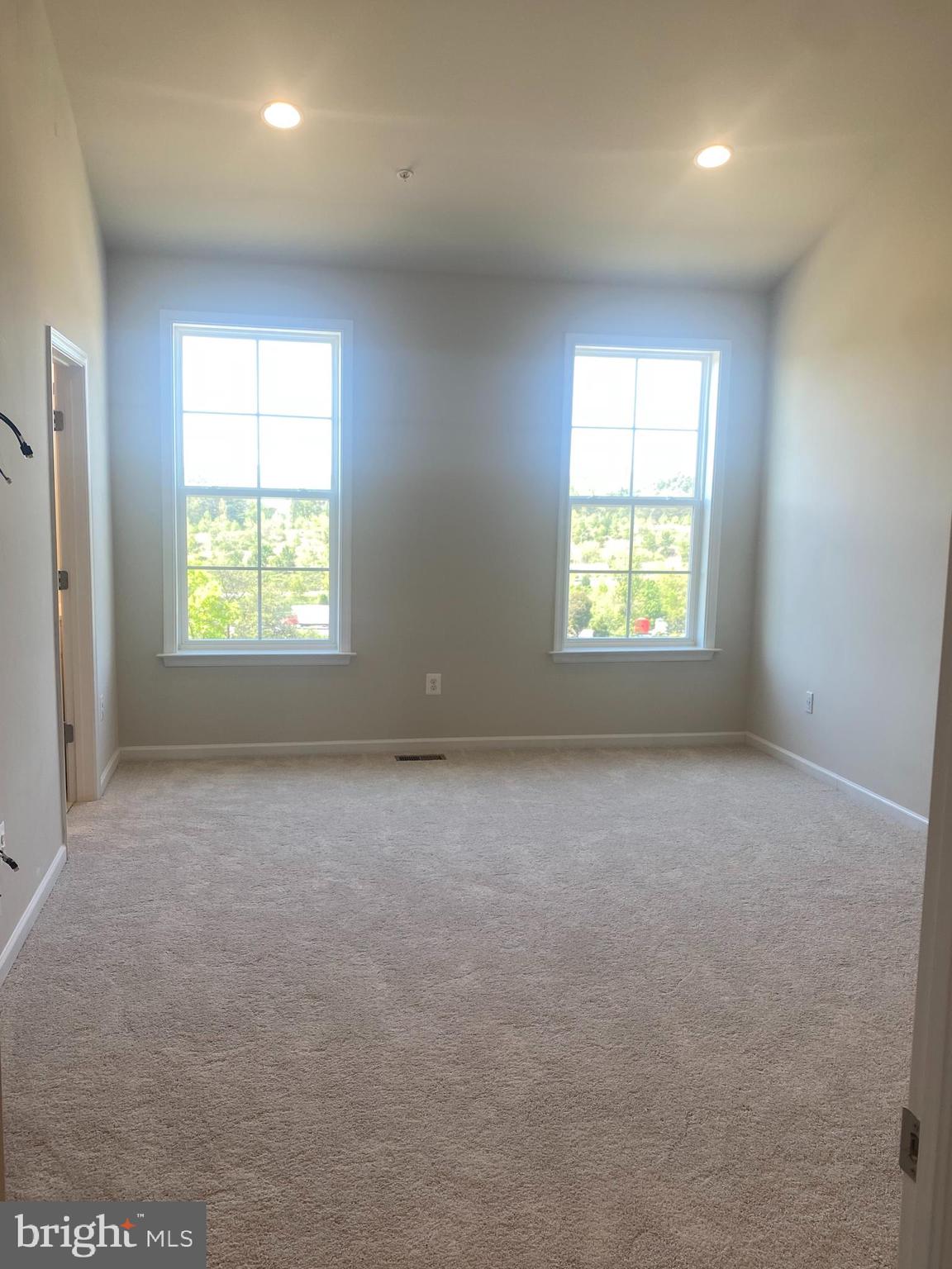 1100 Overlook Loop Laurel, MD 20707 - Photo 5 of 24