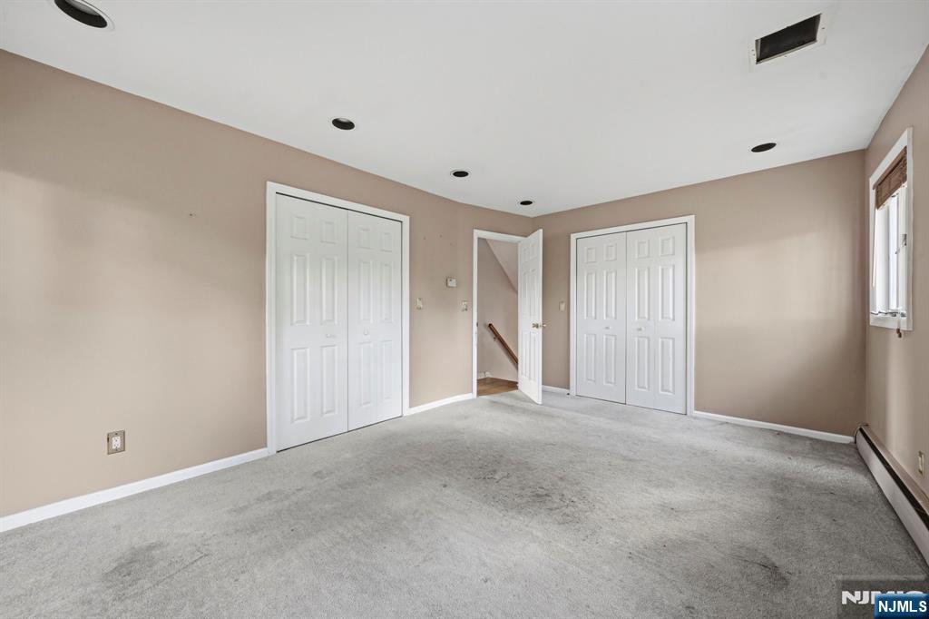 111 Deerfield Road Wayne, NJ 07470 - Photo 10 of 24