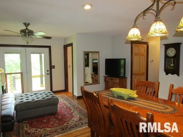 $239,000 | 72 Shewmaker Road, Cave In Rock, IL 62919