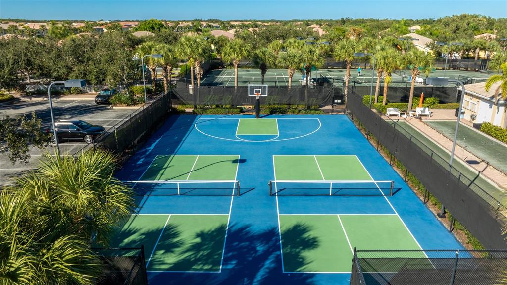 5677 Fossano Drive, Unit 506 Sarasota, FL 34238 - Photo 40 of 44