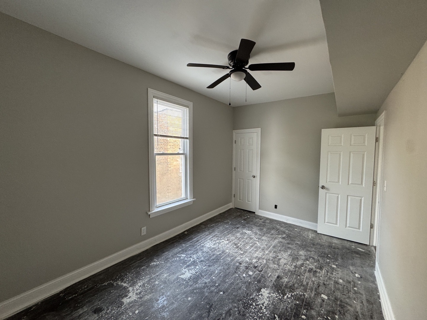 7352 South Lowe Avenue Chicago, IL 60621 - Photo 2 of 10