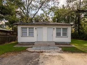$900 | 2716 Lincoln Avenue, Unit B, Slidell, LA 70458