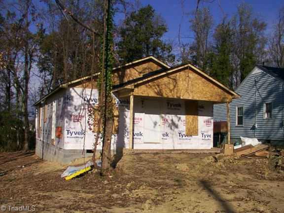 422 Ridgecrest Drive High Point, NC 27262 - Photo 1 of 1 Exterior Front.