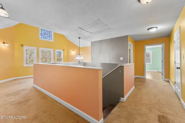 $615,000 | 400 Cabbage Cemetery Road, Washburn, TN 37888